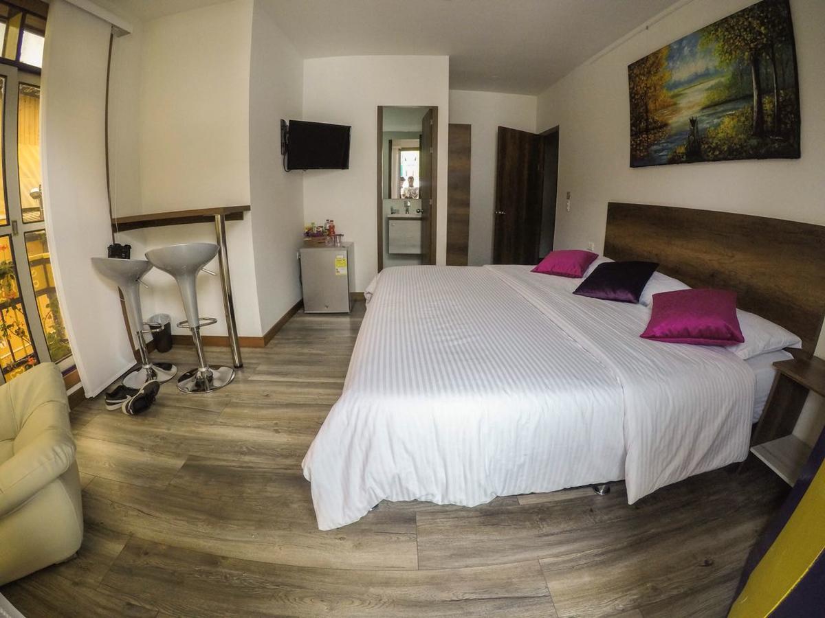 Hotel Junior Plaza Apia ภายนอก รูปภาพ